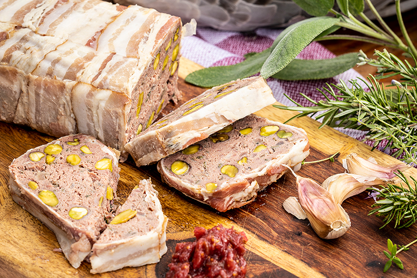 WildpatÃ© en vijgenjam op plank 